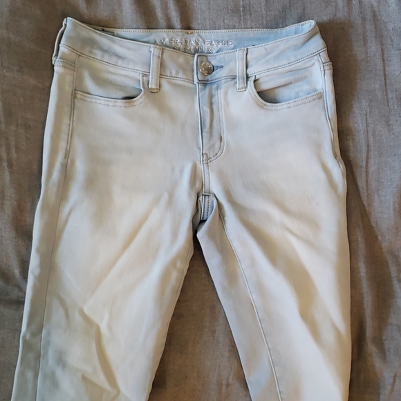 🌸2 for $40🌸 American Eagle jeans - Picture 2 of 4